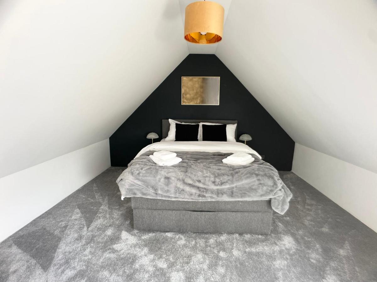M-Style 04 Apartment Mit Balkon Und Gasgrill, 24H Self-Check-In, Free Parking, Netflix Nuremberg Bagian luar foto