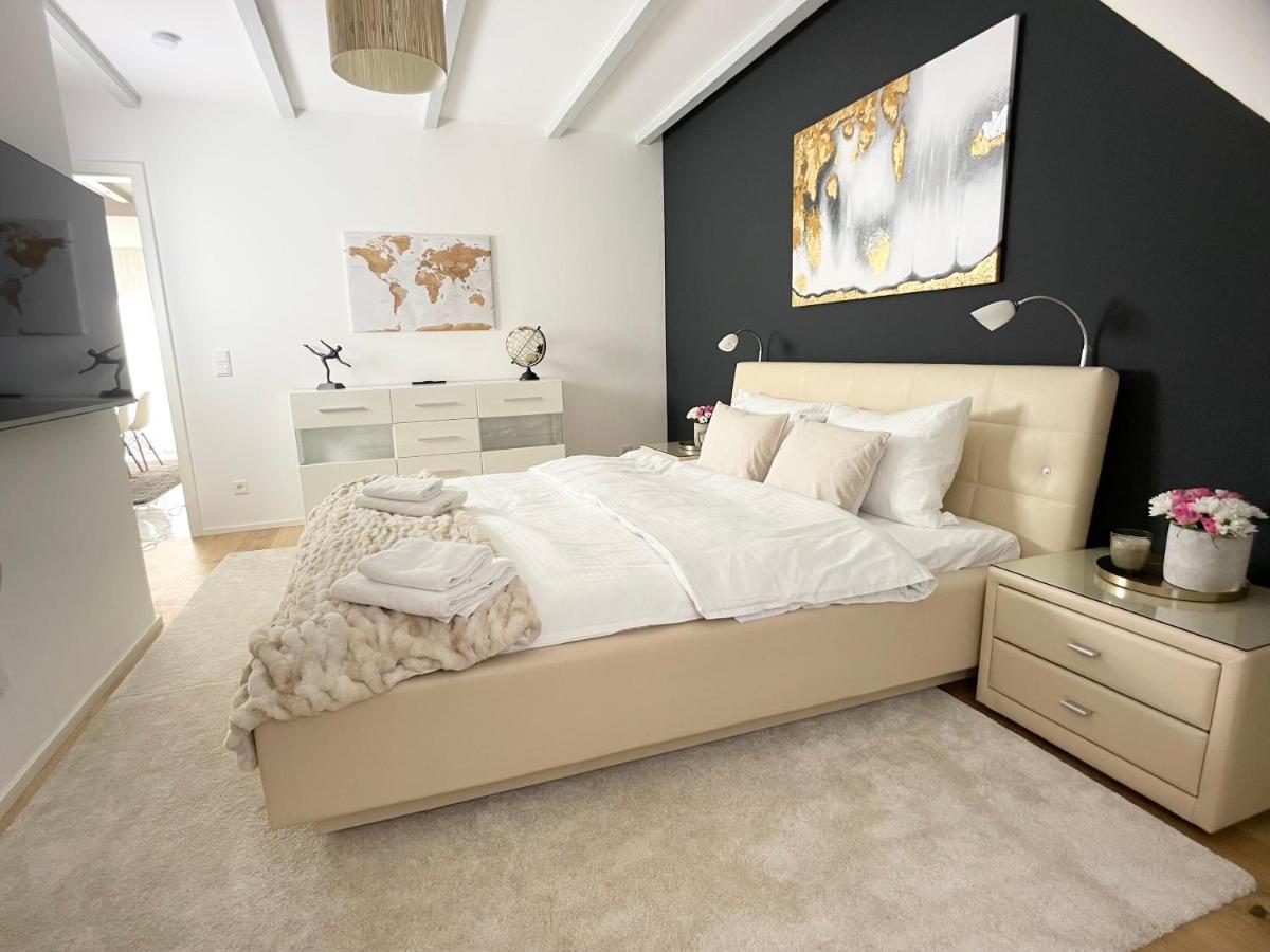 M-Style 04 Apartment Mit Balkon Und Gasgrill, 24H Self-Check-In, Free Parking, Netflix Nuremberg Bagian luar foto