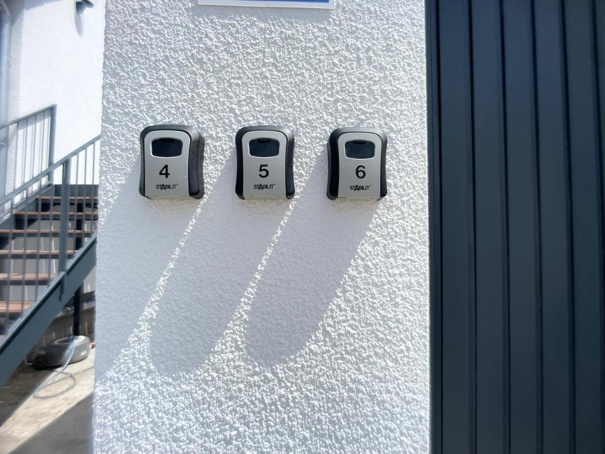 M-Style 04 Apartment Mit Balkon Und Gasgrill, 24H Self-Check-In, Free Parking, Netflix Nuremberg Bagian luar foto