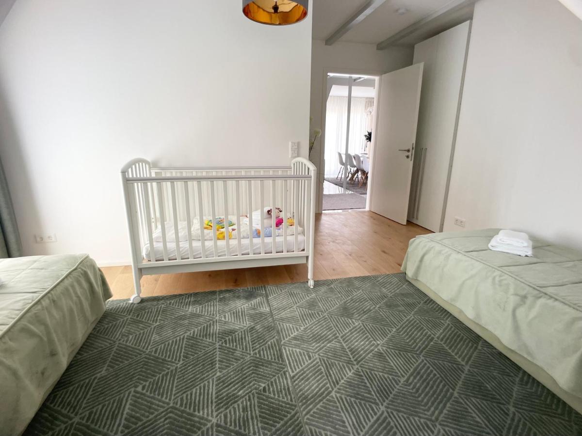 M-Style 04 Apartment Mit Balkon Und Gasgrill, 24H Self-Check-In, Free Parking, Netflix Nuremberg Bagian luar foto